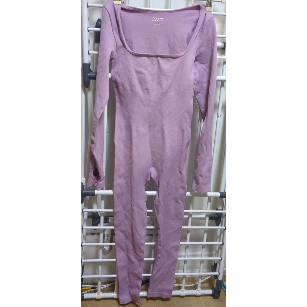 NWOT "MASSMODE" SUPER-STRETCH FULL BODY SUIT WOMEN'S One Size Purple NEW
